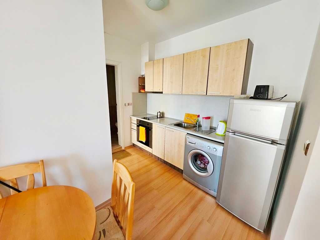 Продава се Двустаен апартамент в к.к. Слънчев бряг - 48 кв.м за 782 €/кв.м - Снимка #4