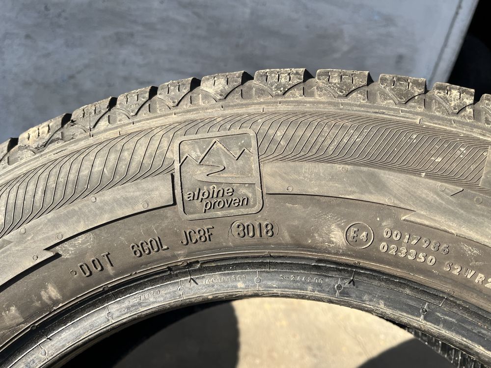 2 бр. зимни гуми за бус 215/65/16C Semperit 7 mm DOT 3018