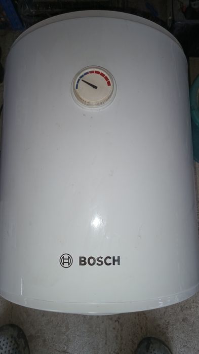 Se vinde boiler electric marca BOSCH folosit foarte puțin.