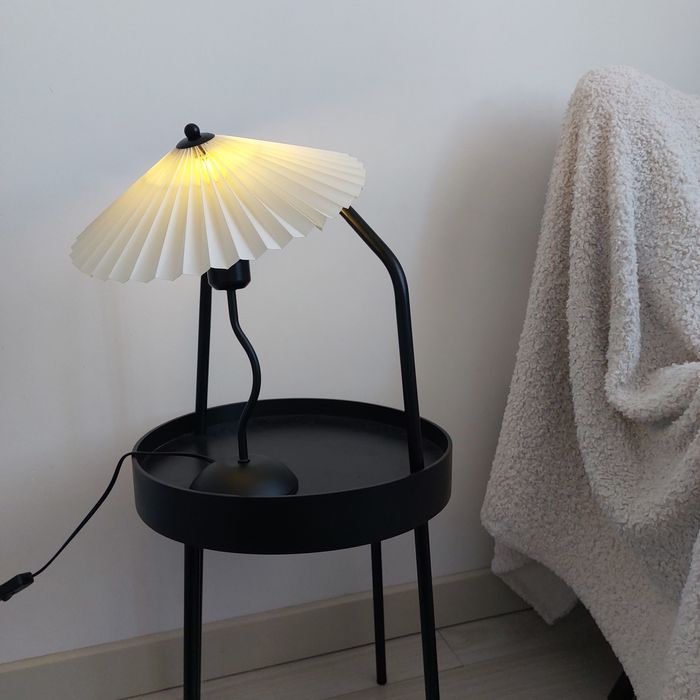 Настольная лампа , светильник