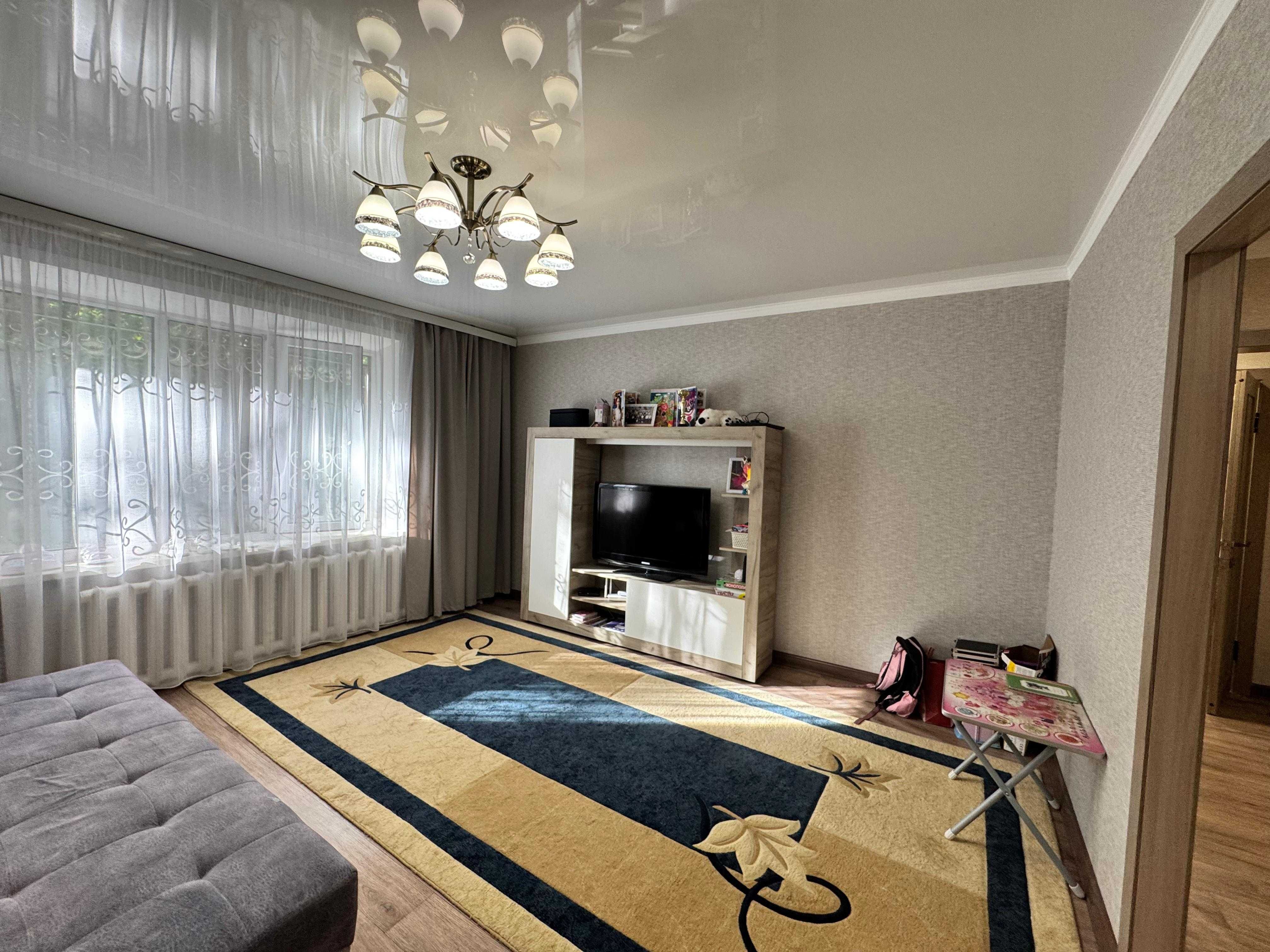 Продаем 1 комн.кв  - мкр. Степной -3, дом 4