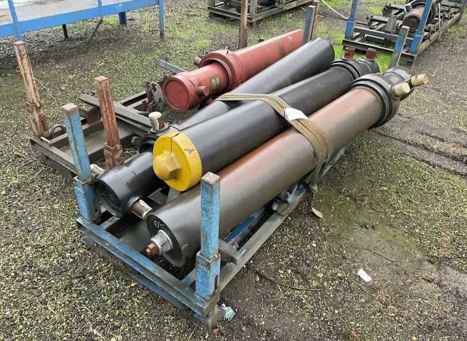Cilindru basculare  8x4 / semiremorci