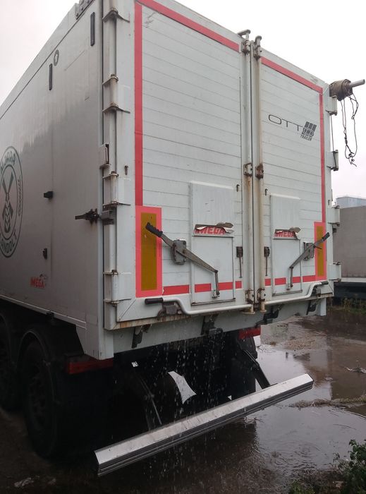 Semiremorca cereale Mega