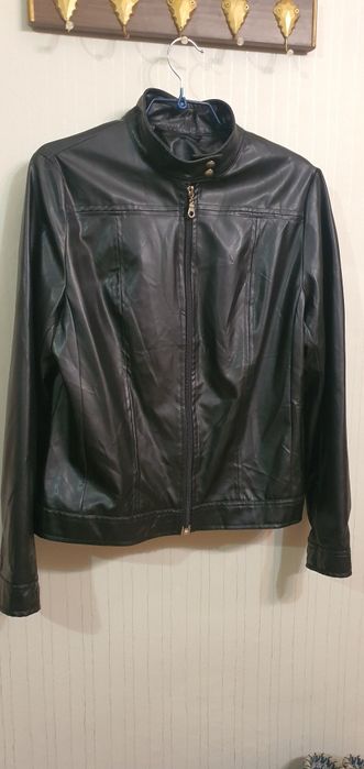 Куртка , пиджак из эко кожи .