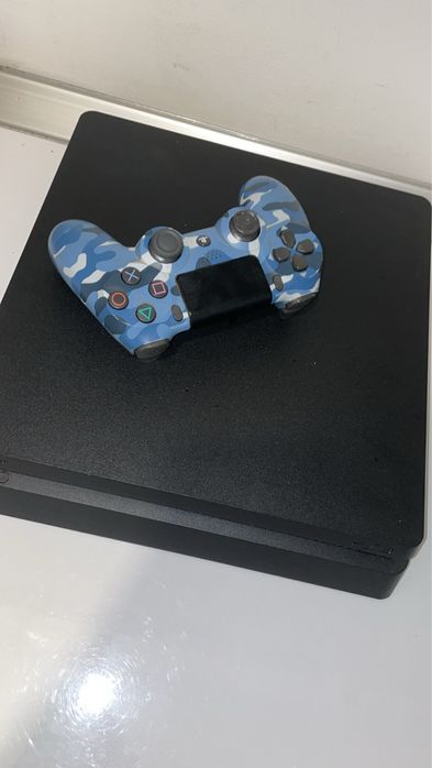 Ps4 folosit un an fara nicio problema merge perfect