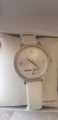Дамски часовник "Miss Sixty"