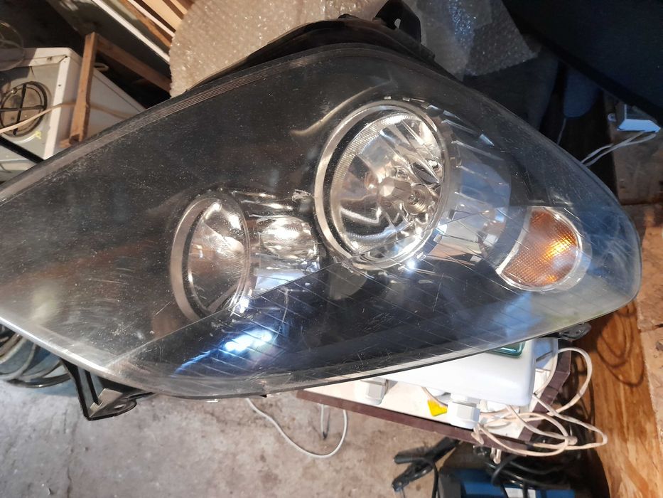 far dreapta opel astra h halogen