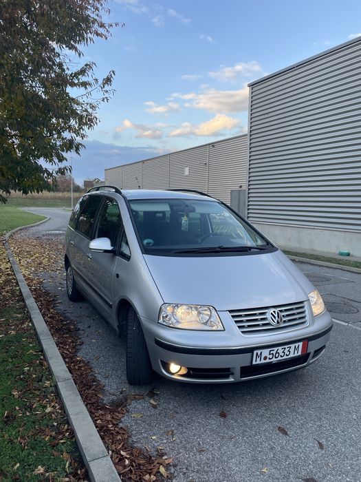 VW Sharan United 2009 Blue Motion