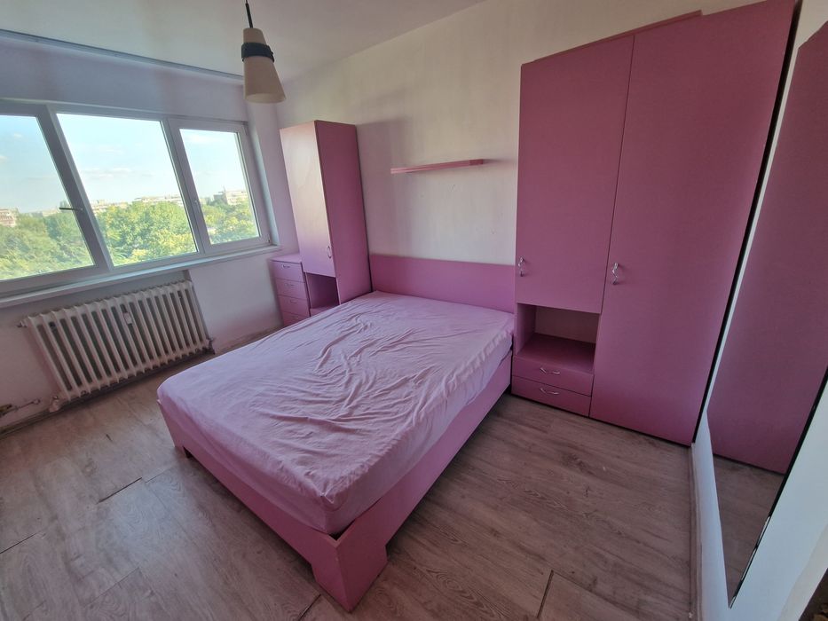 Vand mobila dormitor