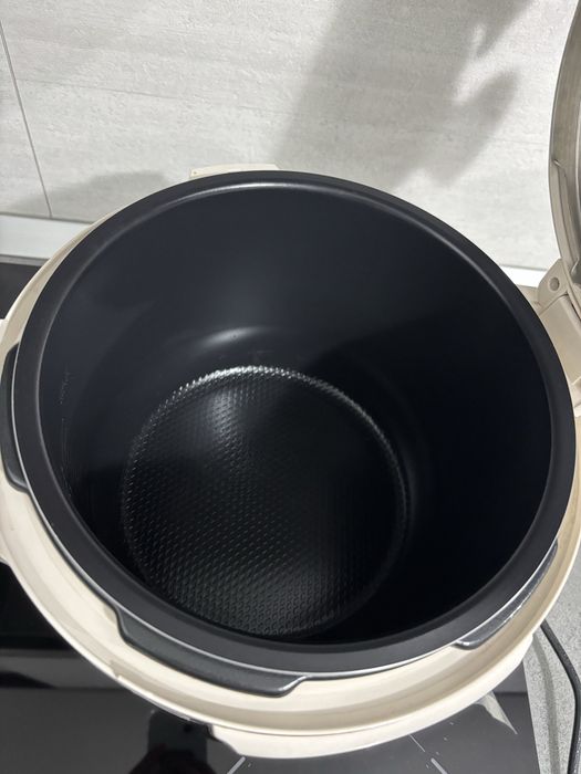 Oala sub presiune Moulinex One Pot , 25 programe .