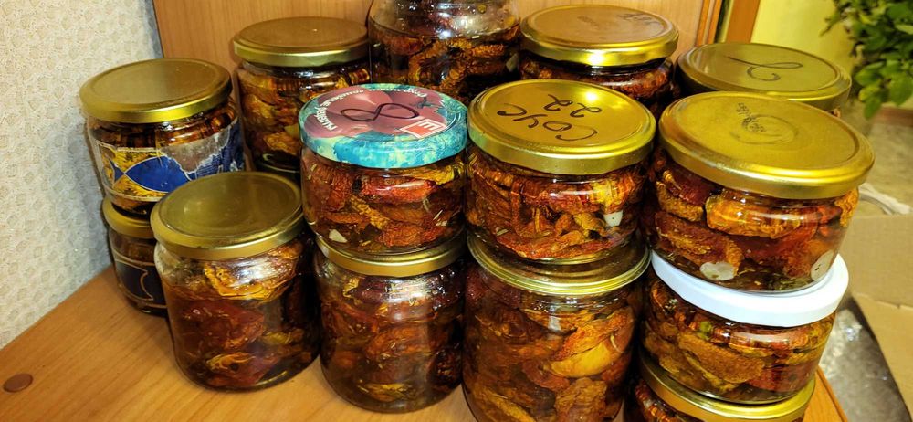 Продаю вяляные помидоры.Сорта самые лучшие.Помидоры дачные.