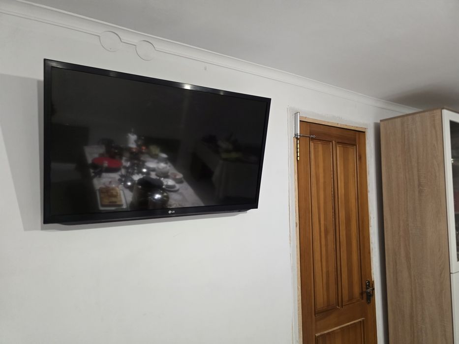 Продам телевизор