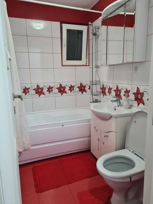 Ofer spre inchiriere apartament 3 camere