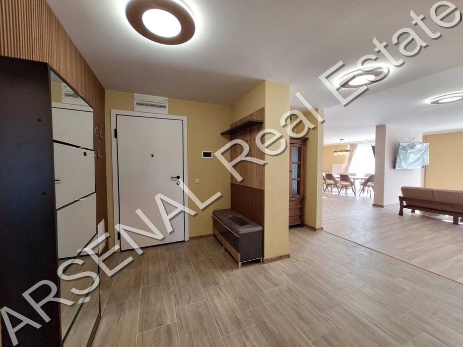 Дава се под наем Многостаен апартамент в София, Горна баня - 245 кв.м за 1500 € - Снимка #1