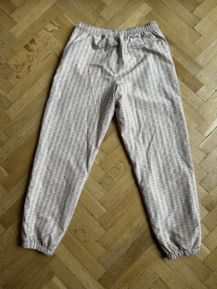 Lacoste cream monogram pants долнище