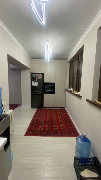 ПРОДАЕТСЯ 2 в 3-х комнатная квартира для семьи 77 серия AU