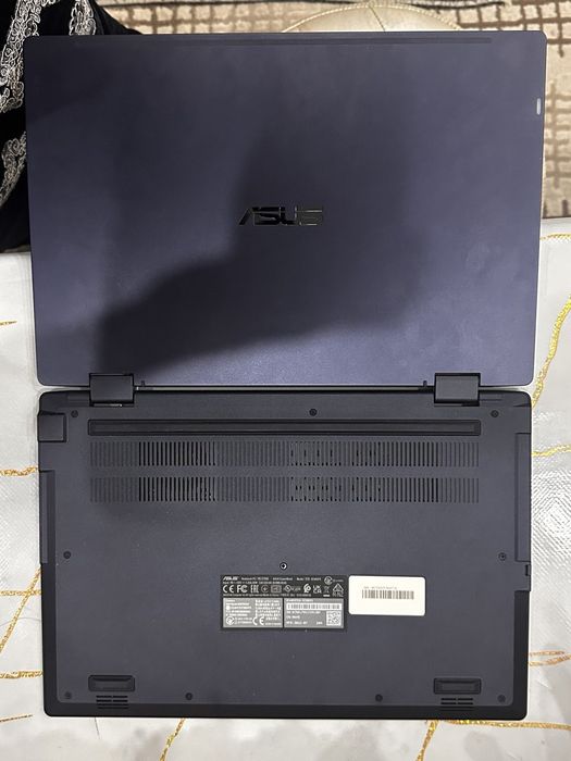 ASUS Expertbook i5-1135G7