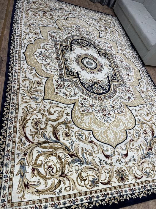 Продам палас в отличном состоянии