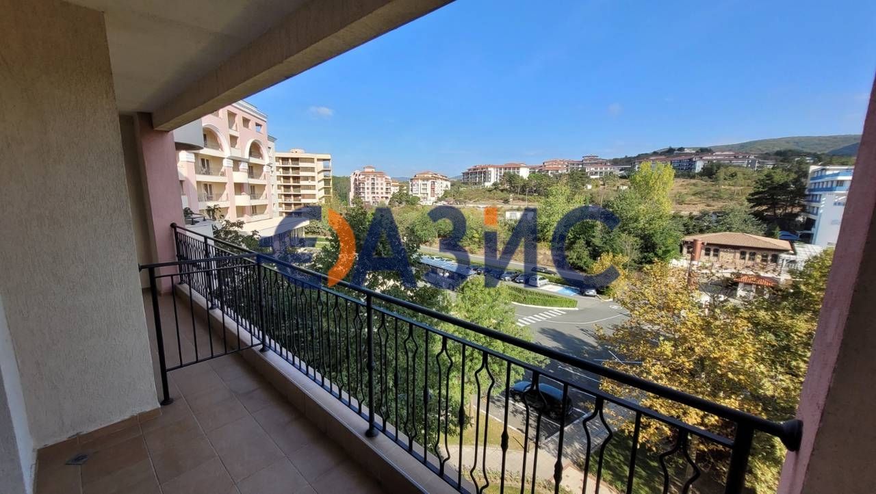 Студио в комплекс Majestic Beach, 47 кв.м., Слънчев бряг, България, 58