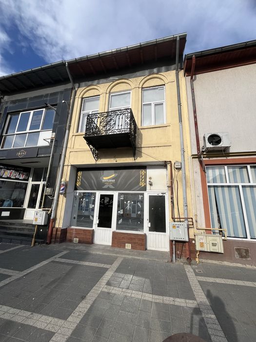 De inchiriat Birou sau spatiu comercial strada garii