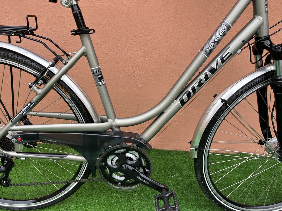 Като Нов Алуминиев Велосипед DRIVE 28цола 8х3 Внос Германия