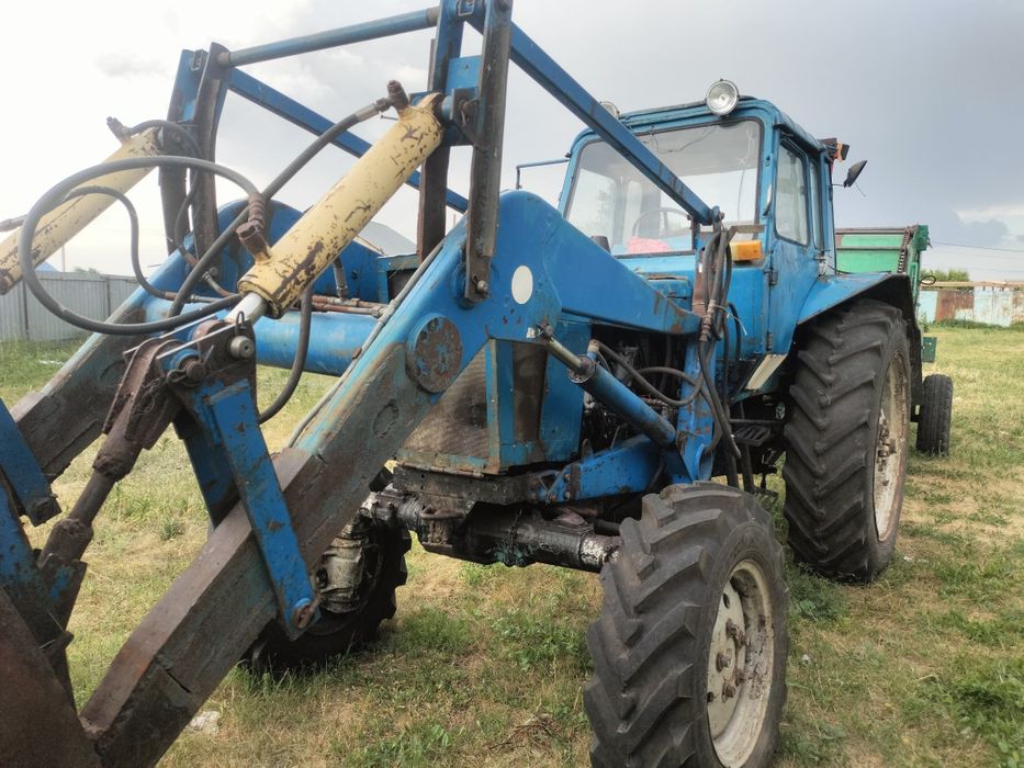 Продам трактор МТЗ 82 состояние как на фото находится в Бишкуле