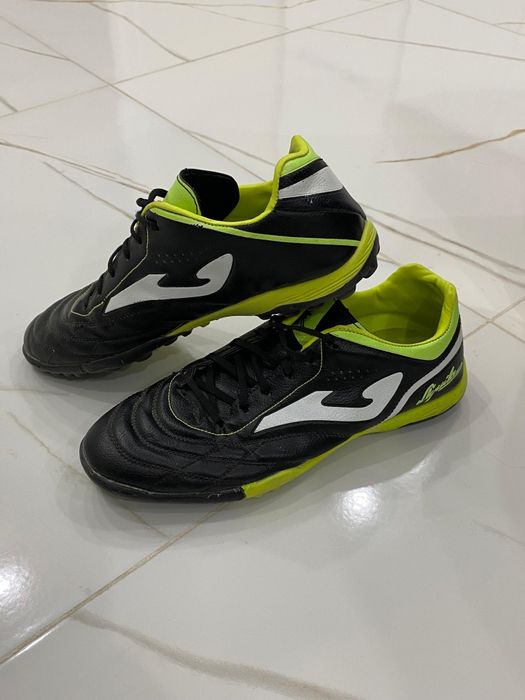 Футболный Кросовка