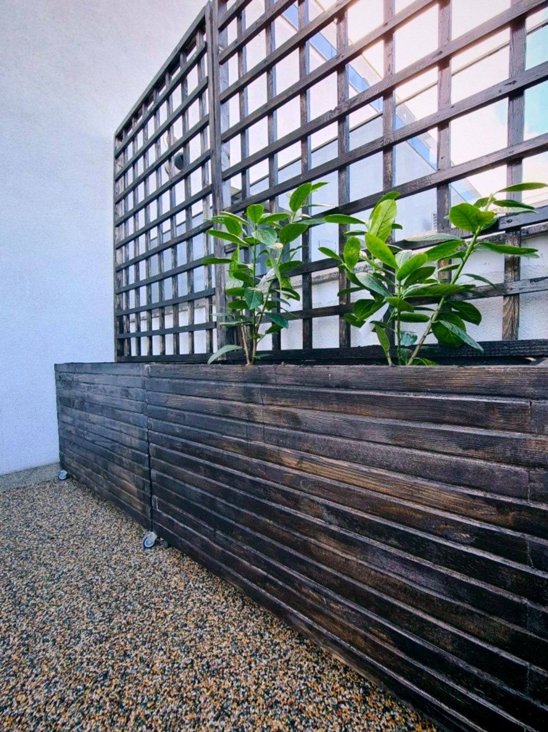 Jardiniere la comanda