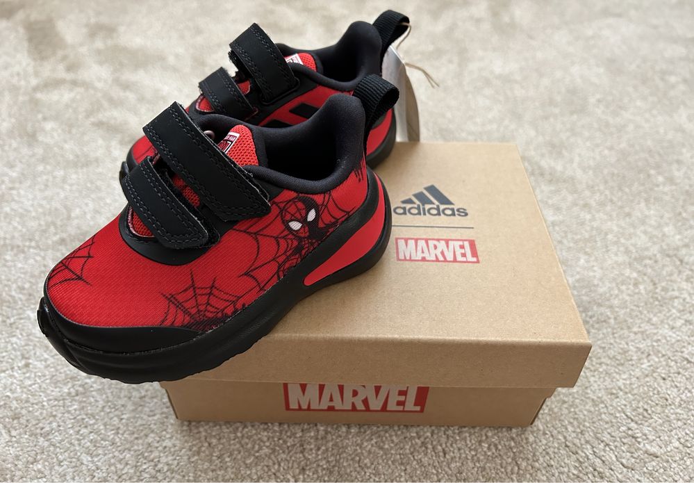 adidas x Marvel Маратонки FortaRun Spider-Man