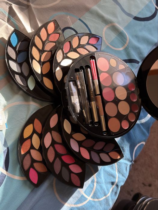 Douglas палитра