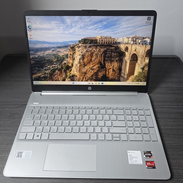 HP  Laptop 15s.