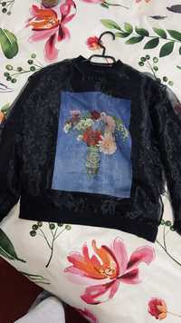 Pulover negru cu flori