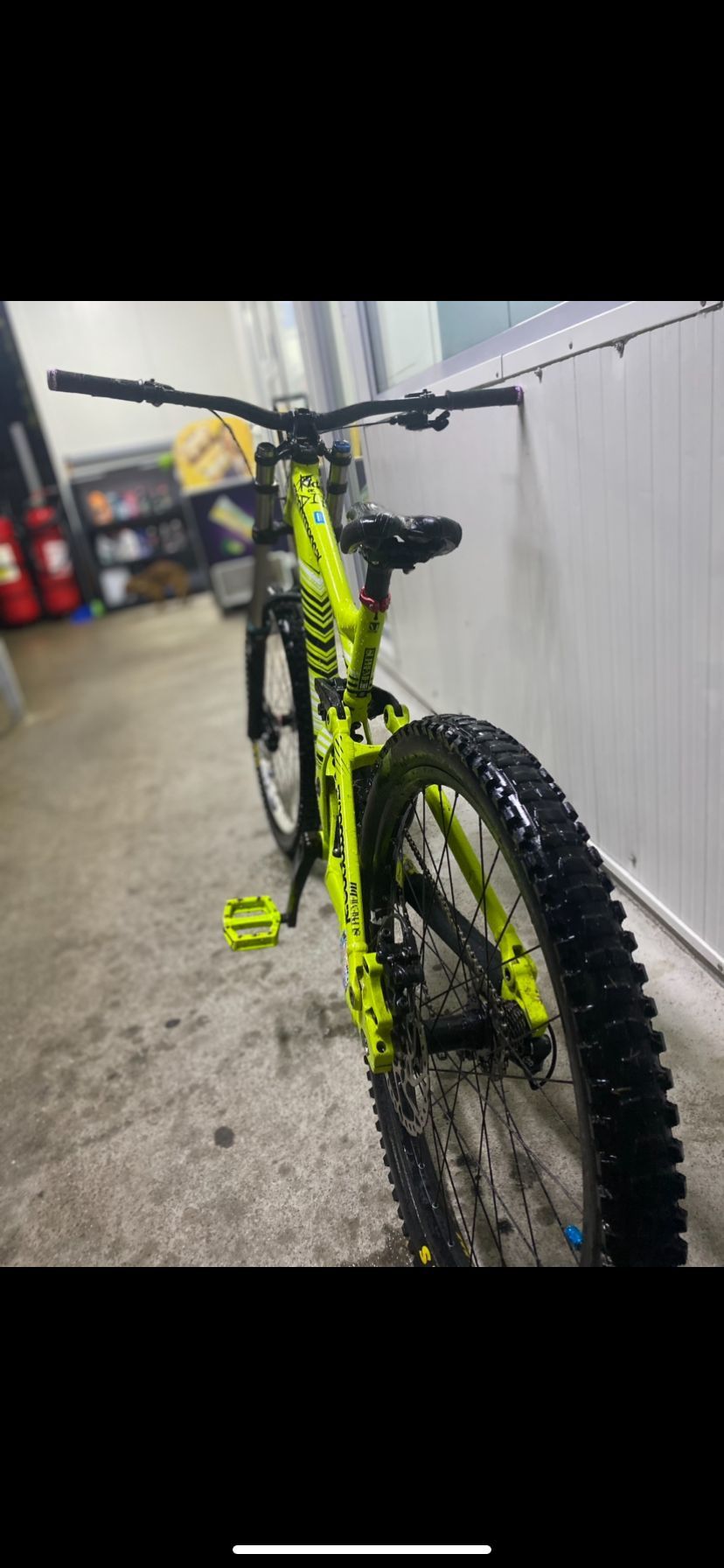 Bicicletă Commencal suprem de v3