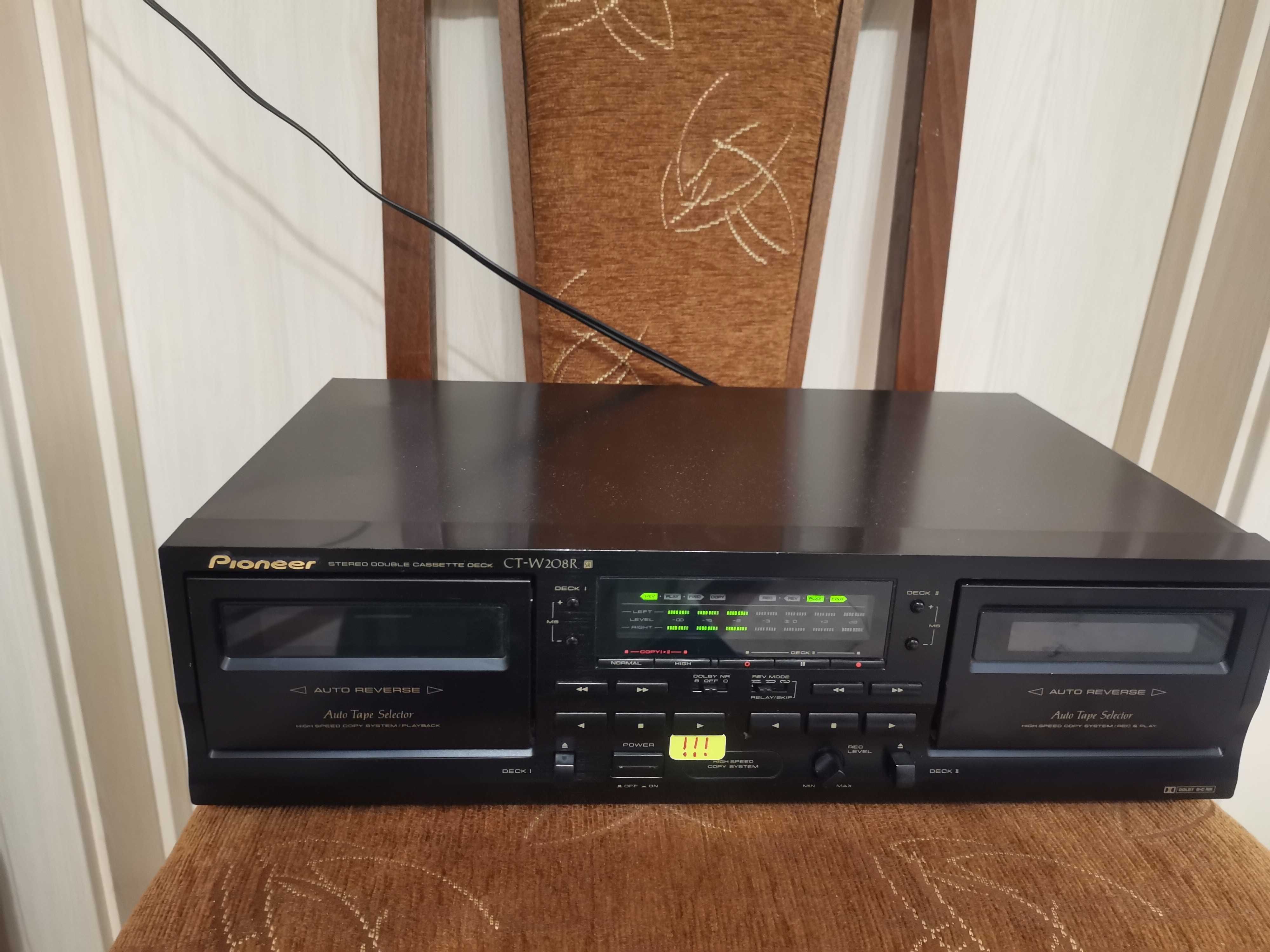 Касетен дек Pioneer ct w208r