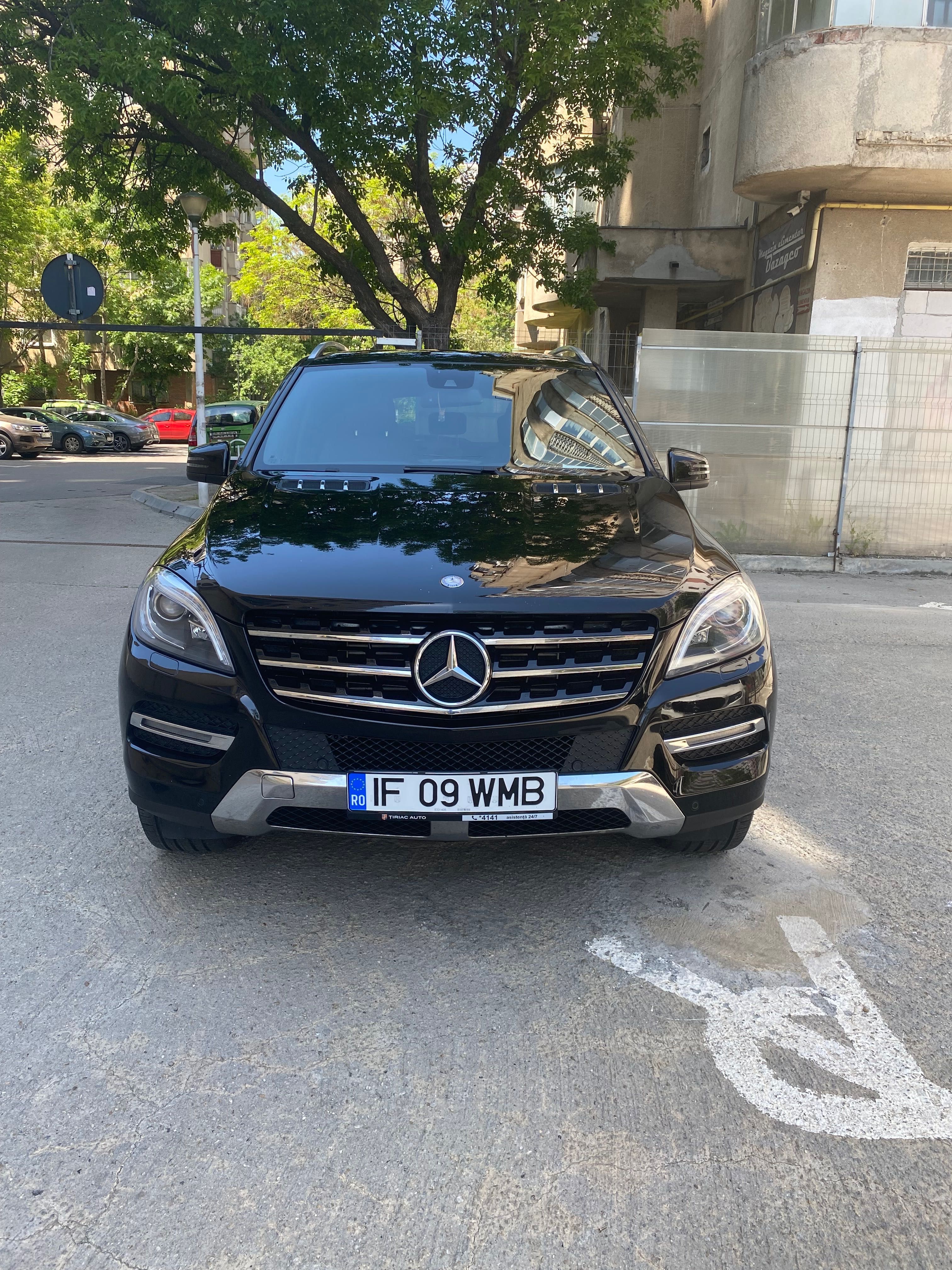 Mercedes-Benz ML350 bluetec 4Matic Airmatic. Garantie
