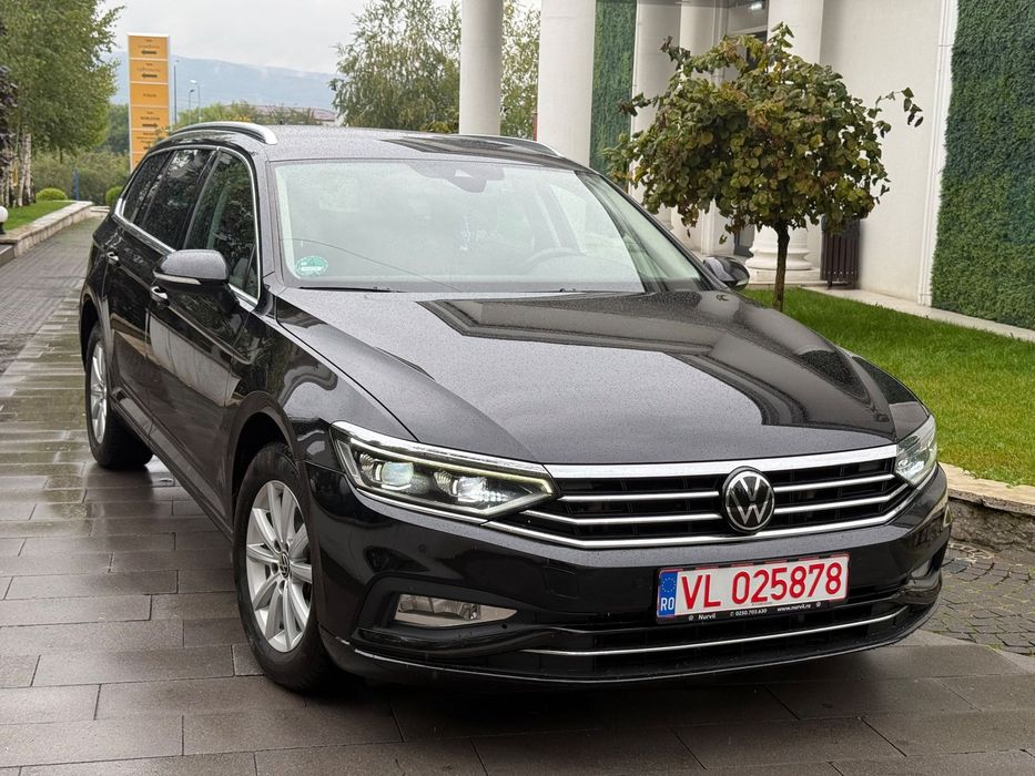 Volkswagen Passat Business Edition / IQ led Matrix /2022 /Camera