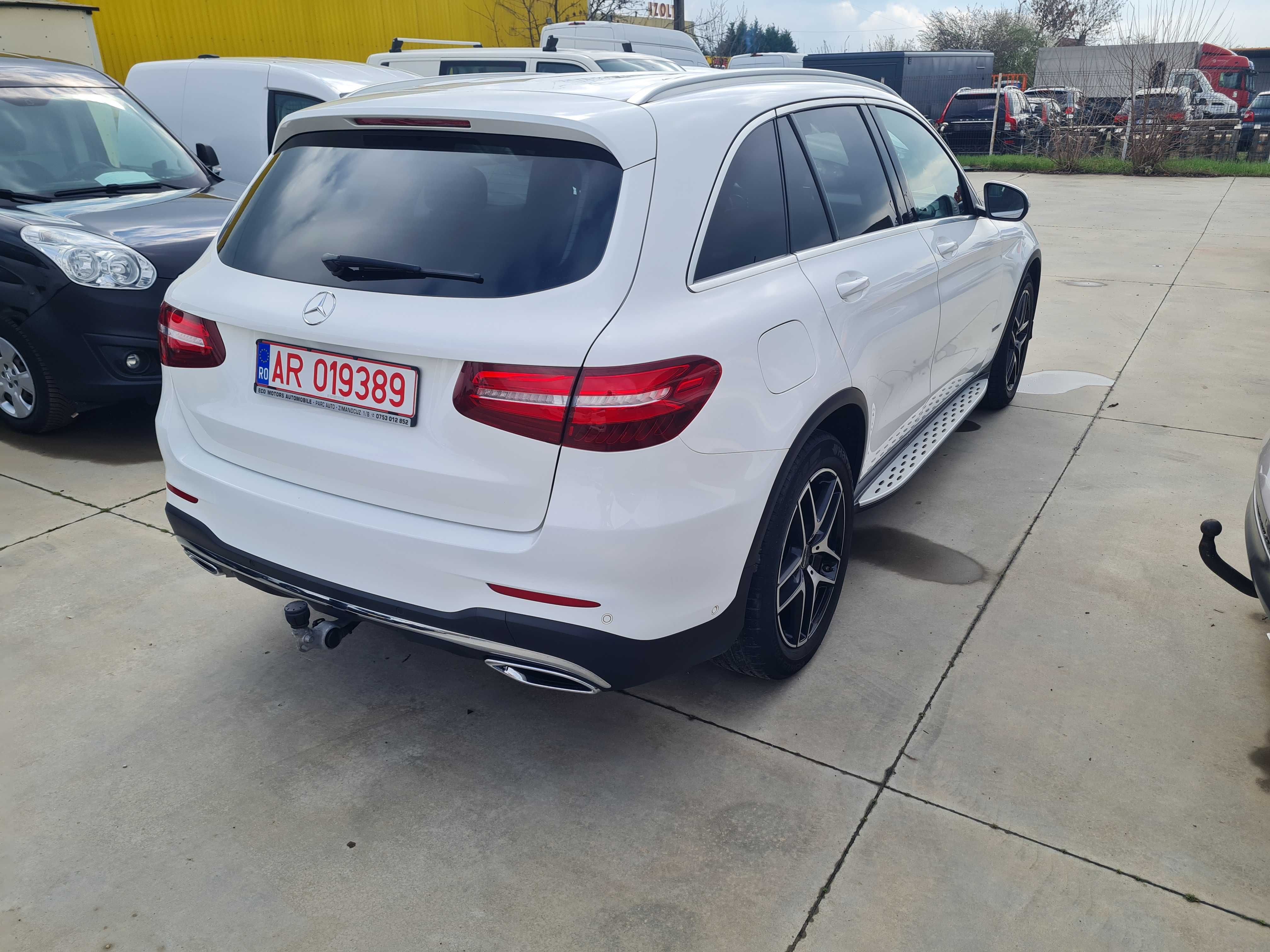 Mercedes GLC 250 D 4 MATIC  205 c.p. an 2018 cash sau rate fixe