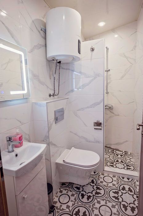 Собственик дава под Наем 2-СТАЕН до Техническия университет