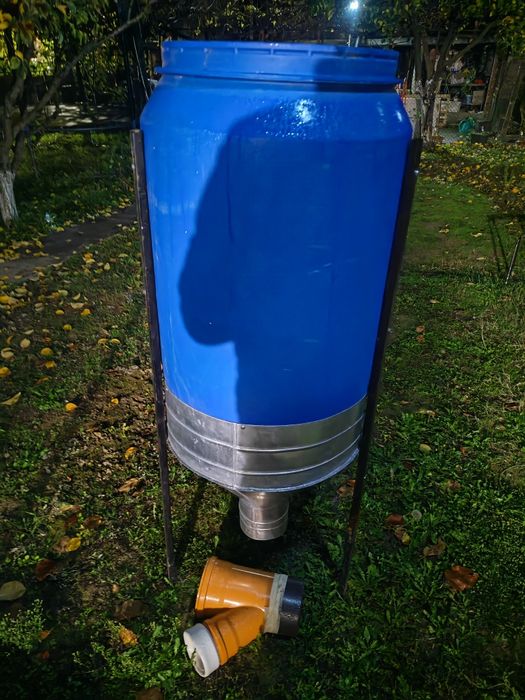 Продавам бункер за пелети