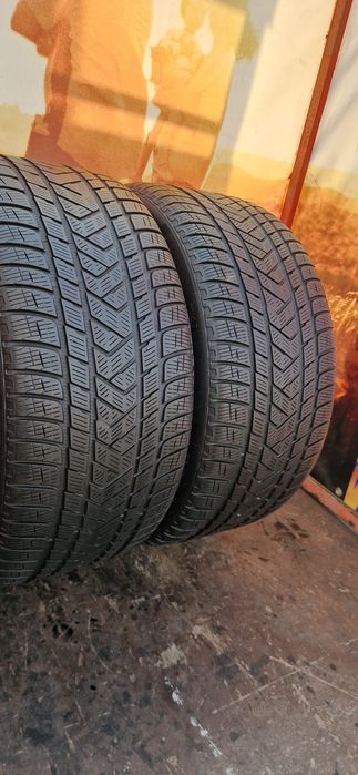 2 Anvelope Pirelli 295 40 R20 M+S