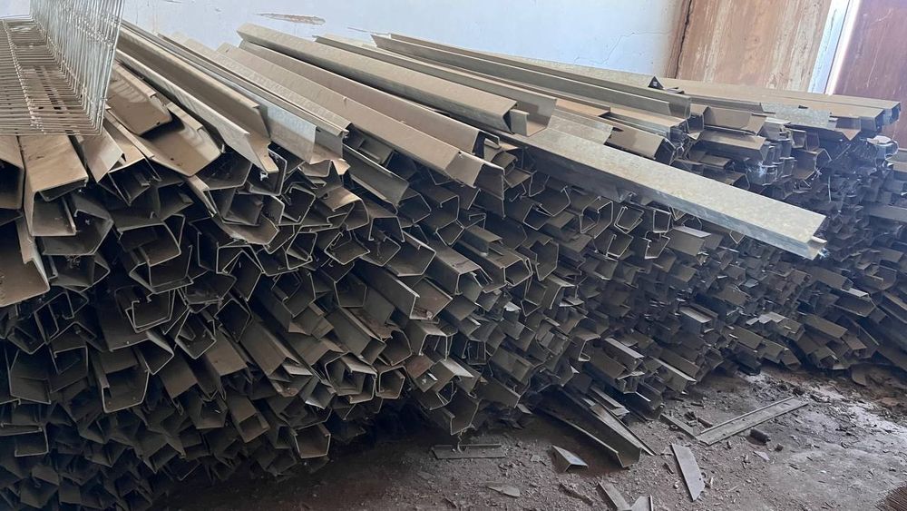 Товуқ боқиш учун клеткалар бор