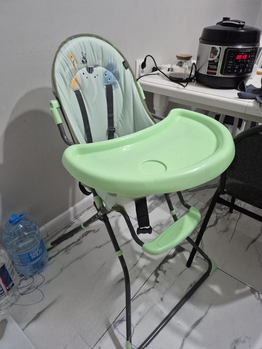 Продам стульчик для кормления