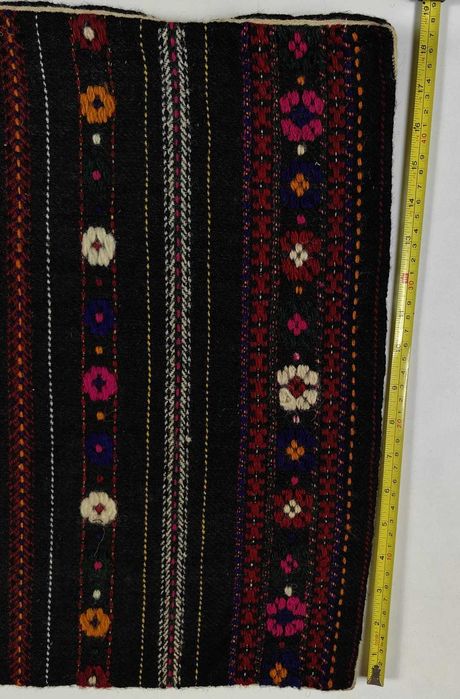 100-На Годишна КАЛЪФКА ВЪЗГЛАВНИЦА От Чеиз Бродерия Шевица