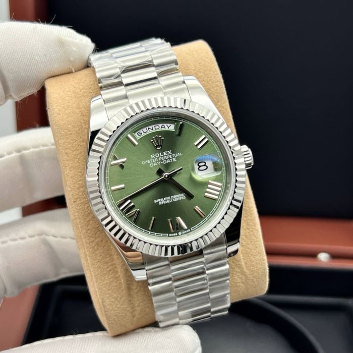 Rolex daydate olive dial 40,mm