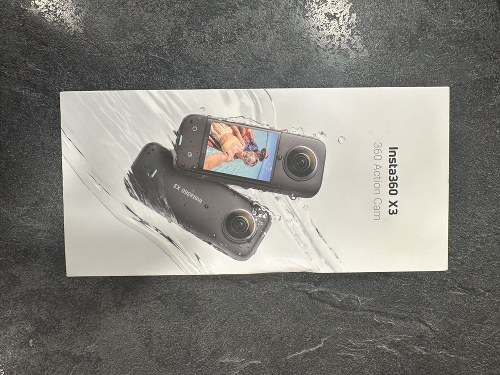 Продам insta 360 x3 с креплениями на мотоцикл.