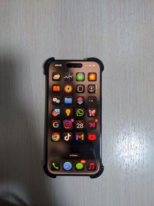 Продаю 15 про на ios 18!