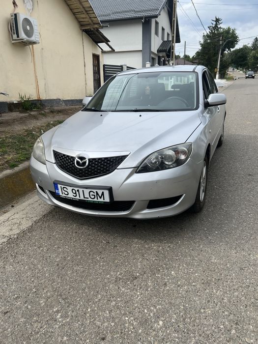 Vând Mazda 3 BK.