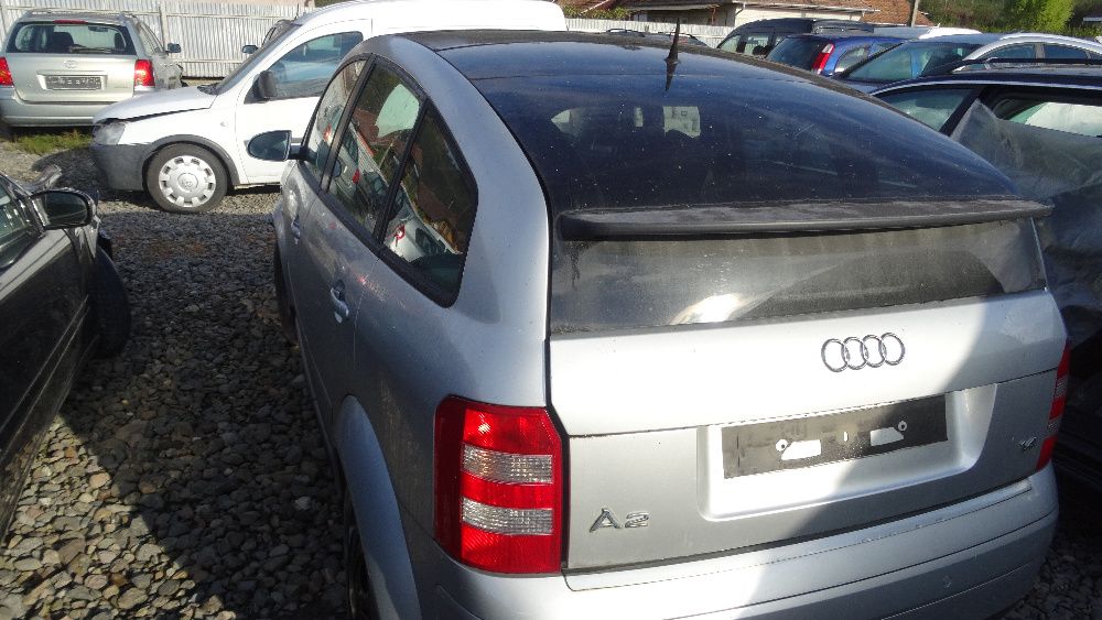 Dezmembrez Audi A2 1,4 Euro4 2002 55 kW stare excelenta