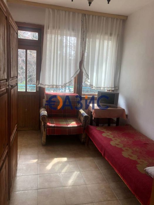 # 30978614 етаж 138 кв. м (4 отделни стаи с 4 баня)( + гараж 22 кв. м