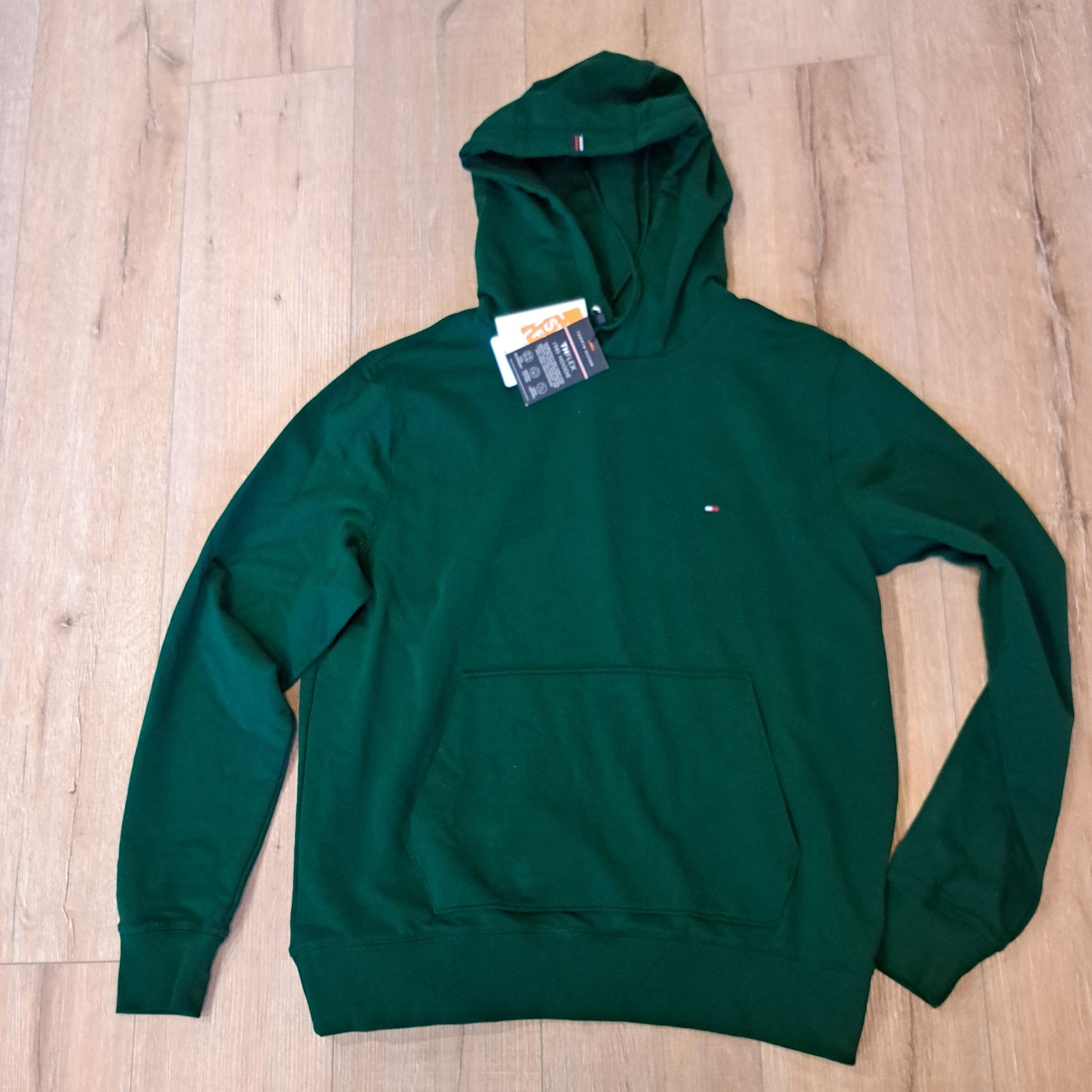 Tommy hilfiger мъжки суйчър яке .Лот